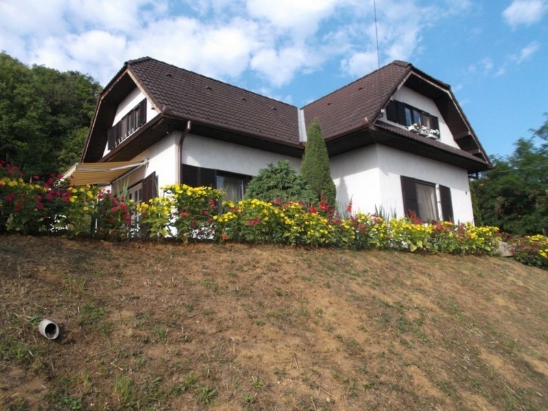 Mecseki Farkaslak Vendégház