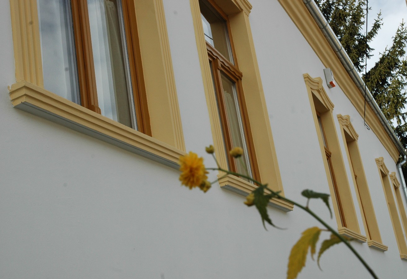 Levendula Porta és Pajtaszínház