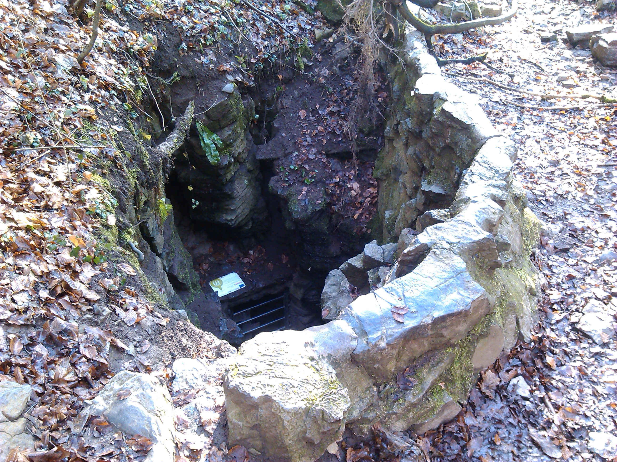 Trió-barlang (Orfű)