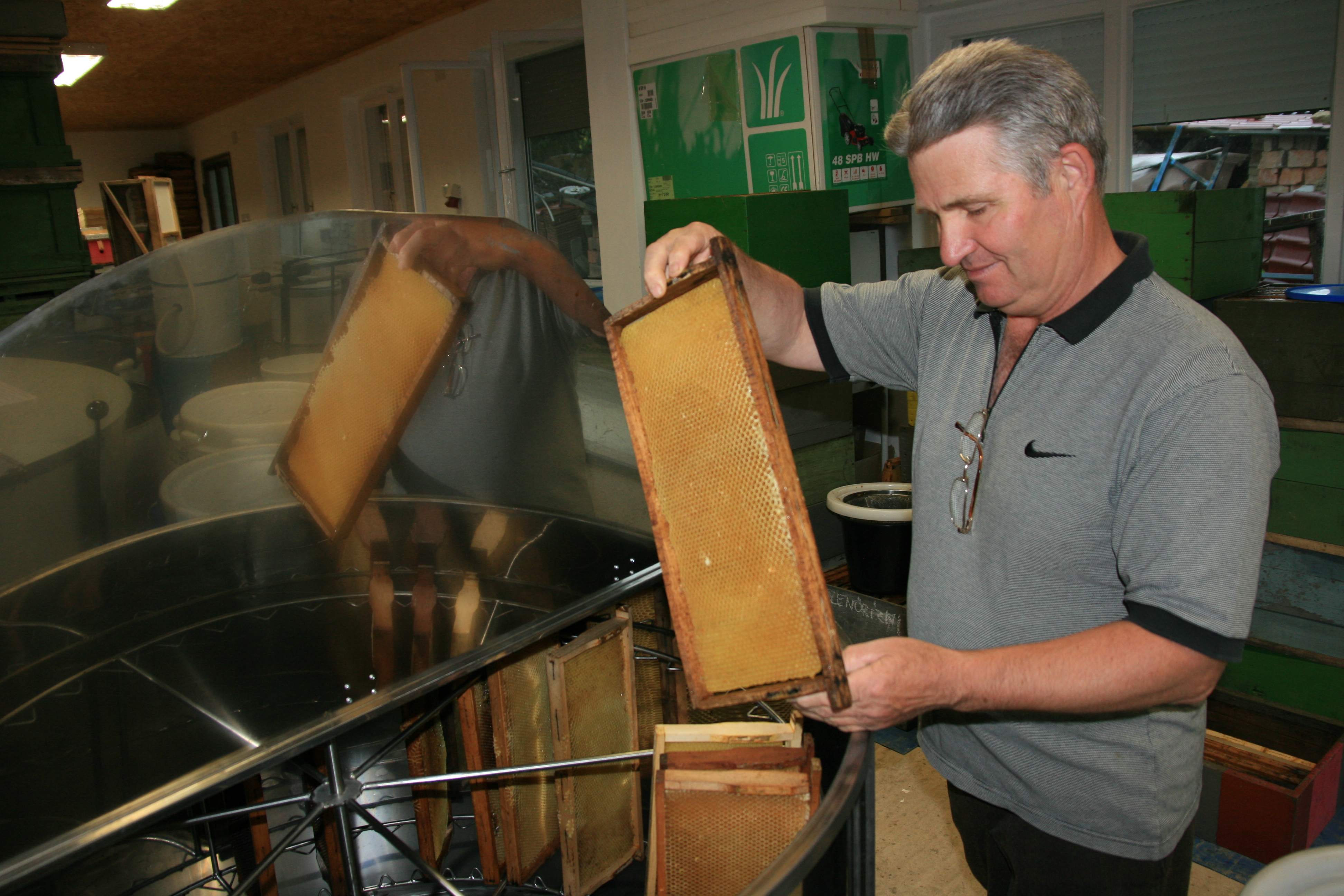 Balogh Imre és Ujváriné Balogh Andrea méhészete