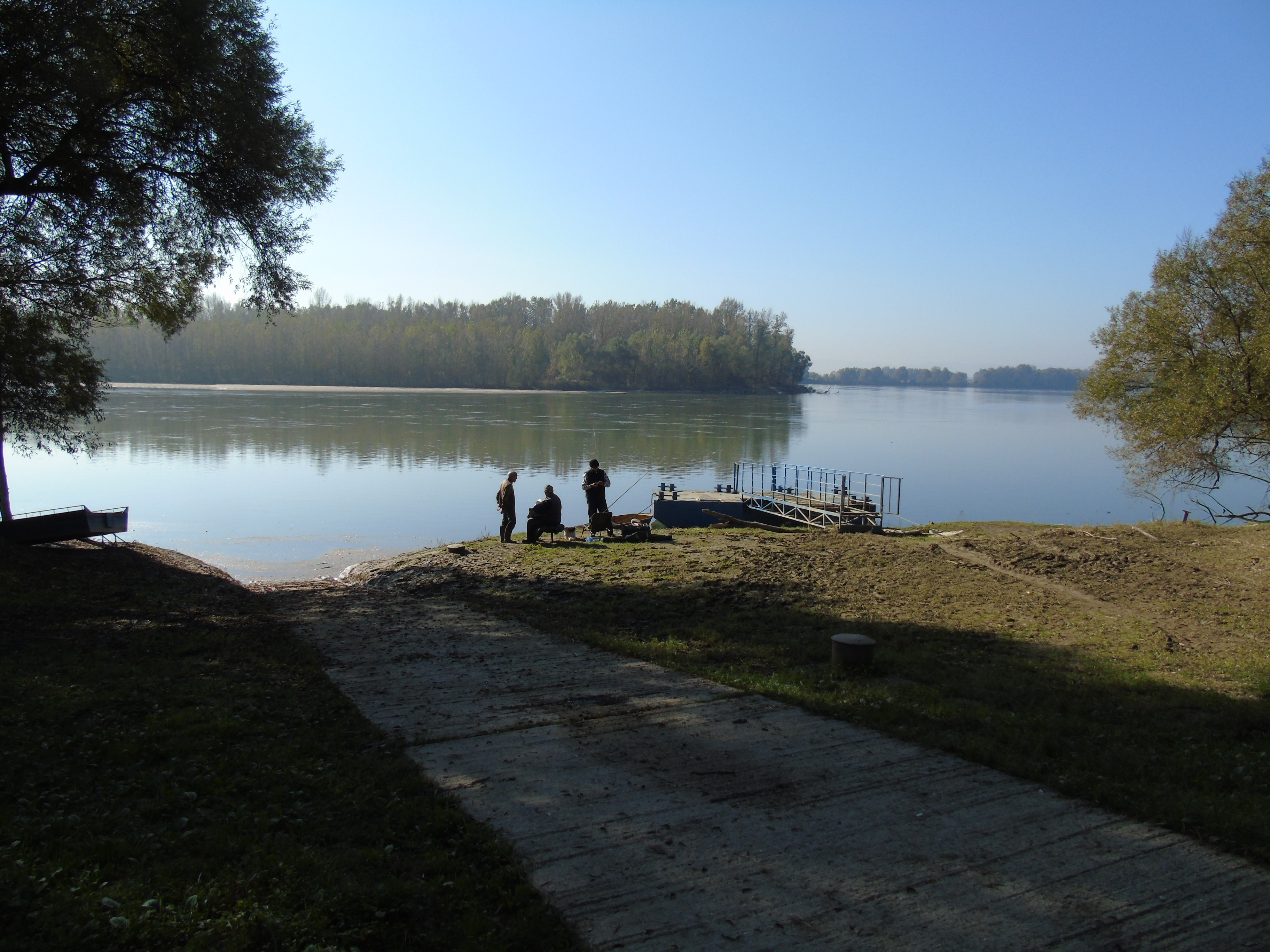Drávai kishajó kikötő