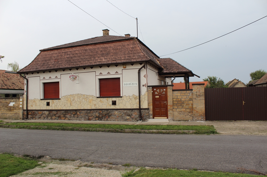 Decs - Babamúzeum