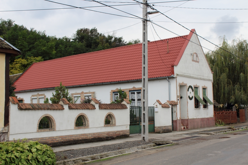 Báta - Fazekas Kiállítóterem